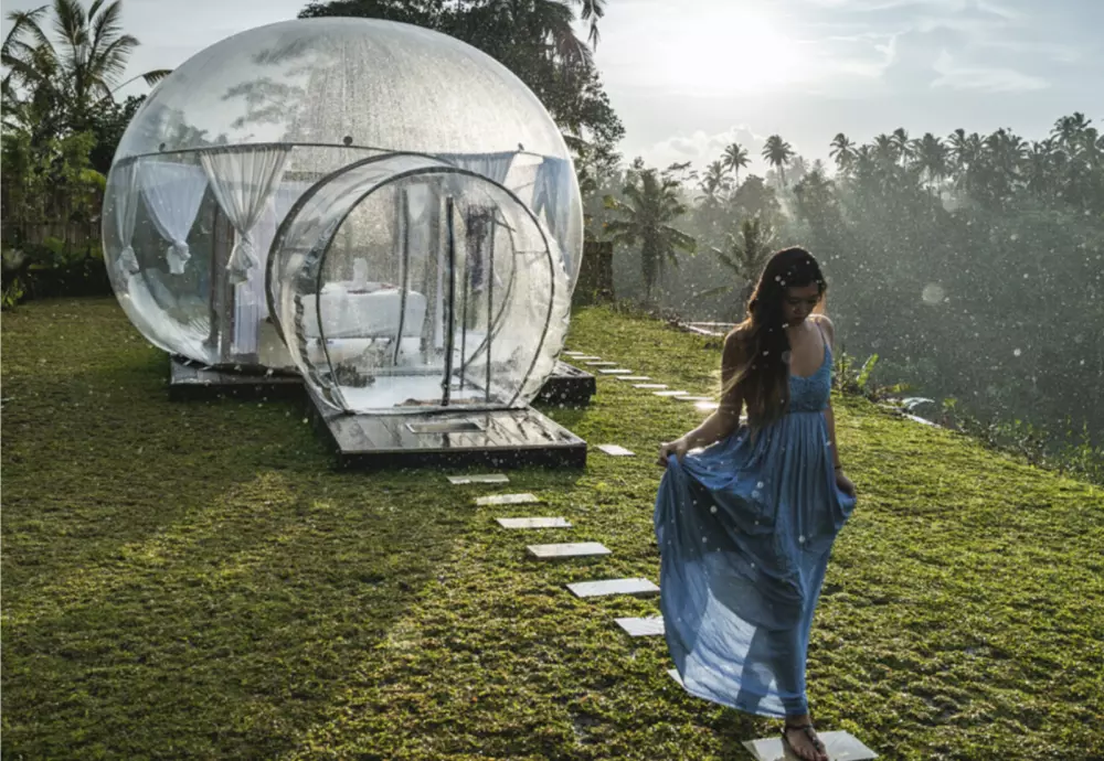 crystal bubble tent